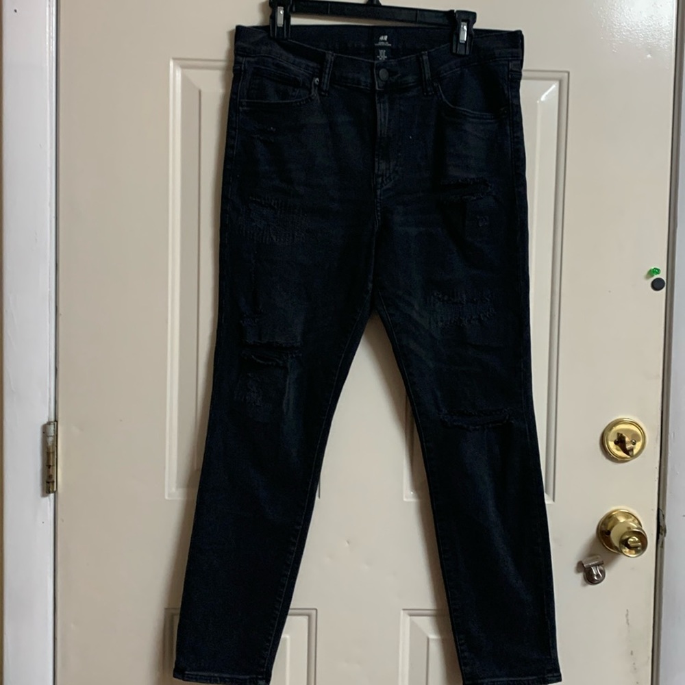 H&M men skinny fit distressed black jeans size 34
